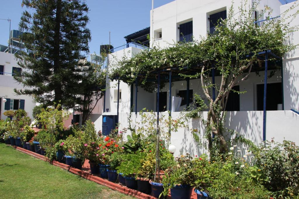 Porto Bello Hotel Apartments Mílatos Exterior foto